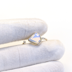 แหวนโอปอไลต์วินเทจสีขาวธรรมชาติคุณภาพสูงสำหรับสตรีแหวน925สเตอร์ลิงเงินขนาด10x10มม. ประดับเพชร - Product Image 6