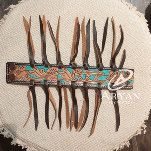 Pulsera de cuero tallada personalizada, brazalete de cuero hecho a mano, brazalete con flecos, estilo bohemio, brazalete de cuero genuino, regalo para mujer - Product Image 1