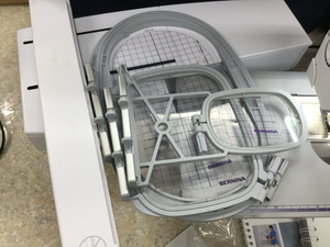 Máquina de Coser y Bordar Bernina A-r-t-i-s-t-a 730 Sin B-S-R ¡Compra Ahora! - Product Image 3