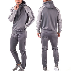 Ensemble de survêtements d'hiver de sport pour hommes Survêtements avec logo personnalisé Qualité supérieure Sweat à capuche Jogger Fitness Survêtements pour hommes - Product Image 1