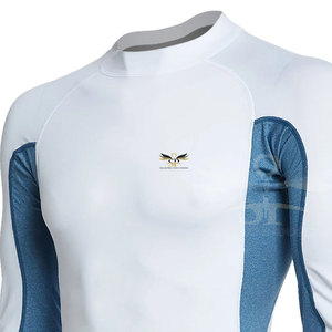 เสื้อผ้าออกกำลังกายสำหรับผู้ชายรุ่นใหม่ Rash Guard ระบายอากาศได้ดี เป็นมิตรกับสิ่งแวดล้อม แห้งเร็ว รับออกแบบตามสั่ง บริการ OEM - Product Image 2