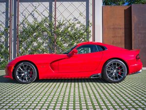 DODGE SRT VIPER GTS 2013 d'occasion, conduite à gauche/droite - Product Image 3
