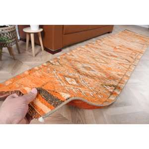 Alfombra Turca Vintage de 2.5x11.8 pies (76x361 cm), Alfombra Oriental Naranja - Product Image 2