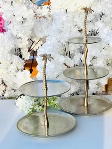 Support à cupcakes en métal martelé doré à 3 niveaux - Certifié CE Taille personnalisée Tour de présentation de desserts décorative pour mariages et fêtes - Product Image 5