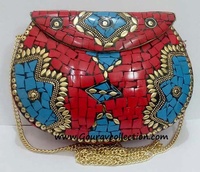 Sacs à main en métal tendance pour femmes, nouvelle collection, design élégant, à porter en bandoulière pour les soirées, GC-BG-365, disponibles au meilleur prix en provenance d'Inde.