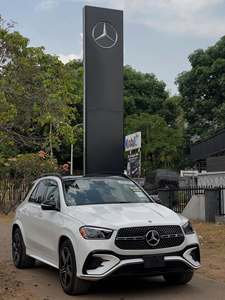 SUV de luxe de taille moyenne d'occasion 2025 GLE 350 4MATIC Edition - Product Image 6
