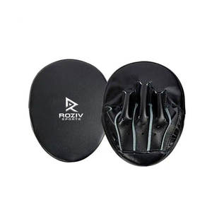 ถุงมือและแผ่นรองซ้อมมวยหนังแท้คุณภาพสูง Roziv Sports สำหรับฝึกซ้อม MMA - เป้าซ้อมมือแบบนุ่ม ป้องกันการกระแทก ใช้ได้ทุกฤดู - Product Image 1