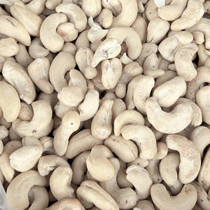 Ventas calientes de alta calidad Santigo Vietnam W240 anacardos enteros blancos anacardos crudos Vietnam OEM, ODM - Product Image 1
