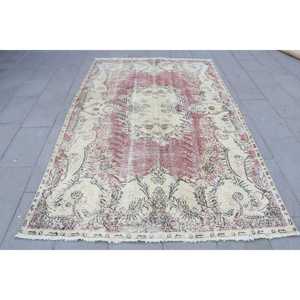 พรมตุรกีโบราณ ขนาด 5.3x8.4 ฟุต พรมลายดอกไม้สีแดงขนาดใหญ่ - Product Image 1