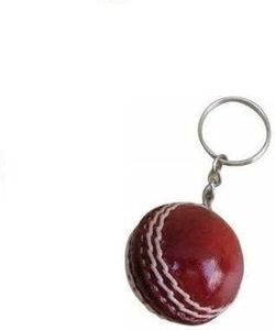 Llavero ligero con diseño de bola de cricket de cuero rojo clásico para fanáticos - Product Image 3
