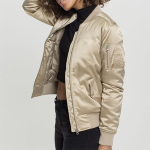 Chaqueta Bomber de Satén Rosa para Mujer, Cierre Completo Plateado, Bolsillos Utilitarios en las Mangas, Acabado Brillante Ligero, Estilo Urbano, Abrigo Exterior - Product Image 5