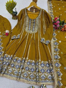 Lancement de la nouvelle robe de soirée Designer Look Top Dhoti Salwar et Dupatta Chinon Silk With Heavy Embroidery Sequence Work By FF - Product Image 6