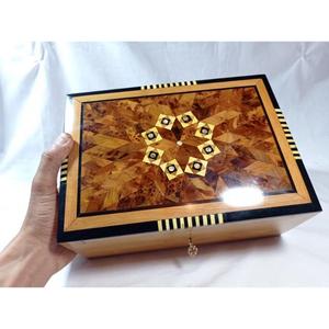 Artesanía de Madera de Tuya Marroquí de Lujo, Hecha a Mano, Raíz de Tuya Natural, Decoración Tradicional Marroquí para el Hogar, Regalo - Product Image 1