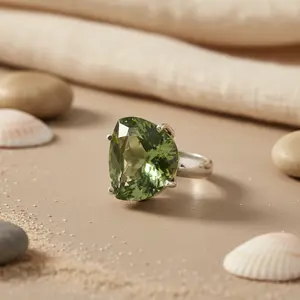 Bague en argent 925 plaqué or fin avec améthyste verte taille émeraude pour femme - Pierre naturelle - Product Image 3