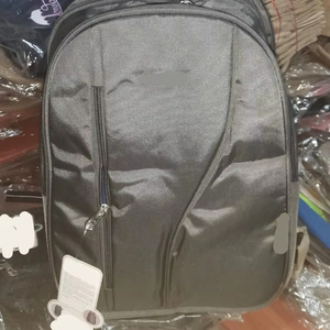 Sac d'ordinateur portable moderne et élégant pour les voyages d'affaires Matériau résistant à l'eau Doublure en PVC Fermeture à glissière sécurisée Plusieurs compartiments - Product Image 1