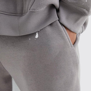 Buena Calidad Mejor Color Liso Hecho a Mano Precio Competitivo Hombres Flared Joggers Nueva Llegada de Moda Loose Fitted Flared Joggers - Product Image 3
