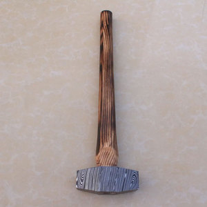 ค้อนไวกิ้งเหล็กดามัสกัสทำมือ ทนทาน ผลิตจากโรงงาน  ค้อนเหล็กดามัสกัสทำมือสำหรับขาย - Product Image 2