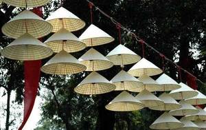 หมวกทรงกรวยเวียดนามแบบดั้งเดิมเย็บคงทนเหมาะสำหรับการขายจำนวนมากและการส่งเสริมวัฒนธรรม - Product Image 2