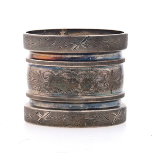 ชุดห่วงรัดผ้าเช็ดปากโลหะ2ชิ้นสำหรับงานเลี้ยงร้านอาหารที่ใส่กระดาษชำระดีไซน์แบบคลาสสิก - Product Image 5