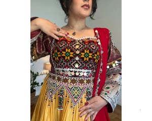 Vêtement de mariage ethnique traditionnel pakistanais pashtun, fait main, vintage, longueur au sol, manches longues, anti-rides, respirant - Product Image 2