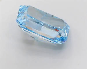 เพชรสังเคราะห์ CVD สีฟ้าสดใส 3.50 กะรัต ทรงเรเดียนท์ คัต คุณภาพเยี่ยม ความสะอาดระดับ VVS1  แบบหลวม  รับรองโดย IGI  สั่งทำพิเศษ - Product Image 1