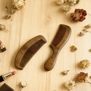 Peine de Madera de Sándalo de Alta Calidad, Aromático, Antiencrespamiento, para el Cuidado Diario y la Salud del Cuero Cabelludo, Disponible para Exportación - Product Image 2