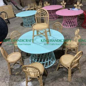 Juego de muebles de ratán para bebés de alta calidad, mesa redonda de ratán con silla, juego ecológico de Vietnam - Product Image 1