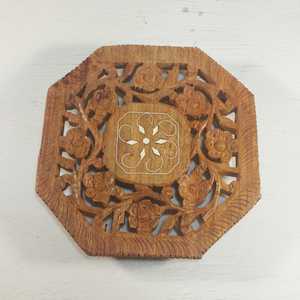 Salvamanteles Artesanal de Madera Tallada con Mandala, Natural, Antideslizante, Aislante del Calor para Mesa de Comedor, Decoración del Hogar, Regalo - Product Image 3