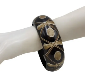 High Quality Customized Multicolor Horn and Resin <b>Bangle</b> Resin <b>Bangle</b> <b>Bracelet</b> Wholesale Resin <b>Bangles</b> - Product Image 1