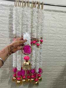 Guirlande de Jasmin Artificielle Décoration Murale Suspendue Avec Cloche Dorée en Métal Décoration Mariage Décoration de Noël Artisanat Indien - Product Image 3