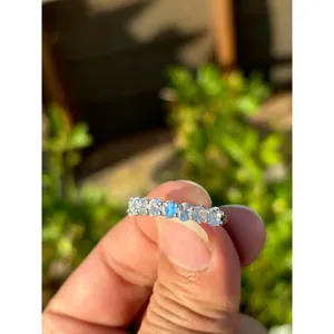 Bague demi-éternité bohème en argent 925 avec incrustation de pierre de lune arc-en-ciel, plaqué or rose, motif géométrique tendance pour fiançailles - Product Image 2