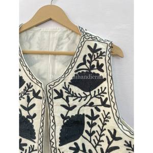 100% coton femmes gilets et gilets faits à la main court unisexe gilet manteau broderie florale gilet veste manteau bohème tenues - Product Image 2