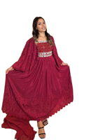 Robe de mariée ethnique vintage bohème écologique pour femmes afghanes, magnifique travail de perlage, palette de couleurs riches, tissu en mousseline naturelle