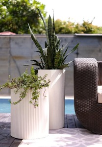 Maceta Cilíndrica Moderna de 15 Pulgadas, Maceta Alta Cónica de 15 Pulgadas, Maceta Vertical de Interior/Exterior de 15 Pulgadas de Alto, Maceta Cónica - Product Image 5