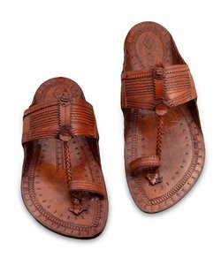 Tongs et sandales plates noires en cuir véritable pour femmes, faites à la main, avec impression numérique, design moderne, artisanat MS - Product Image 1