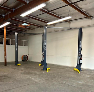 Elevador de Autos de 2 Postes, 4000 kg, Elevador Hidráulico para Taller de Reparación de Automóviles |   Plataforma Elevadora Hidráulica de Dos Postes y Cuatro Cilindros para Autos - Product Image 1