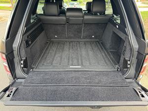 2020 Land Rover Range Rover Supercharged 5.0L P525 HSE LWB Volante a la izquierda - Product Image 2