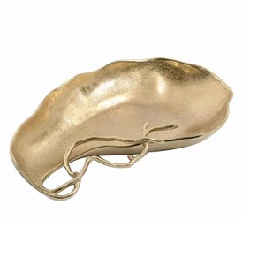 Bandeja de metal para servicio de pasta o dulce por encargo de alta venta de forma irregular Bandeja de metal con acabado dorado de aluminio - Product Image 1