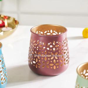 Juego de 3 velas de té de Metal de forma redonda de Color esmaltado diseño de grabado para Decoración de mesa de hogar y boda - Product Image 2