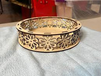 Panier cadeau en contreplaqué découpé au laser Delarchi G046 (forme de chiffre) 20 cm pour la décoration et le rangement de fêtes