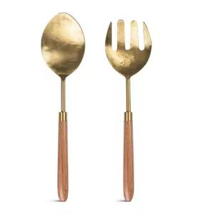 Ensemble de couverts de service pour salade en acier doré de designer exclusif, cuillère et fourchette, manche en bois, caractéristique durable, pour la maison, les hôtels, couverts miroir - Product Image 1