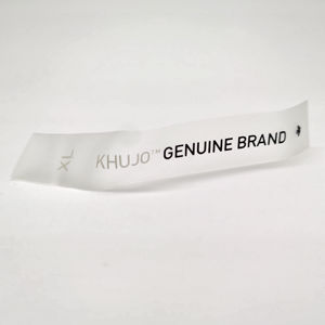 Étiquette imprimée en TPU écologique personnalisée Étiquette d'entretien en caoutchouc Résistance à l'eau Étiquette d'information lavable durable - Product Image 5