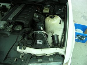 Kit de Admisión de Aire de Fibra de Carbono Simota CF610-2 para Motor E36 325i M50 2.5L L6, Modelos Estadounidenses 1992-1995, Reequipamiento/Actualización, Garantía de 12 Meses - Product Image 2