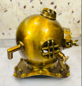 Casco de Buceo de Alta Calidad para Aguas Profundas |   Casco de Buceo de Aluminio con Acabado de Primera Calidad, Estilo Antiguo para Buceo - Product Image 2