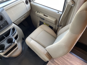 Lujo plegable Mini Camper Van Interior personalizado 2 6 literas estilo moderno ligero impermeable fuera de la red capaz 4/8 persona OEM - Product Image 6