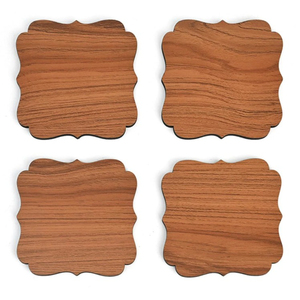 Juego de 4 Posavasos de Madera Hechos a Mano, Posavasos Cuadrados de Madera de Mango con Soporte, Patrón de Hojas Grabado con Láser, Protección para Mesa - Product Image 3