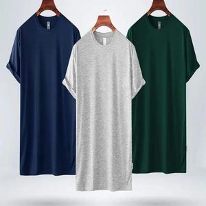 เสื้อยืดคอตตอนถักสีพื้น พิมพ์ลายดิจิทัล กันหด แห้งเร็ว ทรงปกติ เสื้อลำลองแขนสั้นผู้ชาย คอกลม โลโก้ด้านหน้า - Product Image 2