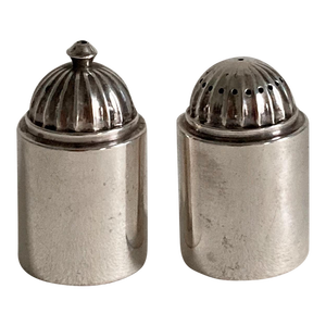 <span class=keywords><strong>Vintage</strong></span> Stijl Handgemaakte Luxe Metalen Zout En Peper <span class=keywords><strong>Shaker</strong></span> En Opbergfles Met Deksel Zilverkleurige Spiegel Polish Spice Tool