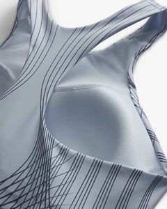 Soutien-gorge de sport à impact élevé en tissu doux, dos sexy à bretelles croisées, pour femmes, 2024, fitness, soutien-gorge personnalisé fabriqué au Pakistan - Product Image 6