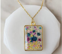 Collana commemorativa unica con fiori in resina epossidica e veri Fiori Non Ti Scordar di Me pressati, per ragazzi, souvenir, prezzo all'ingrosso Europa